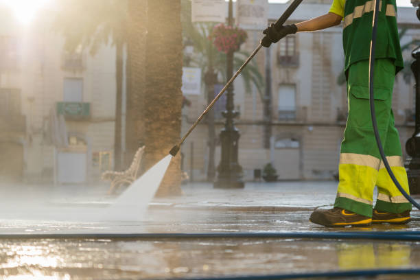 Best Residential Pressure Washing Services  in Blue Hills, CT